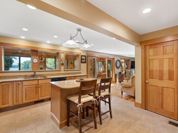 23 Shore Road, North Brookfield MA 01535