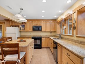 23 Shore Road, North Brookfield MA 01535