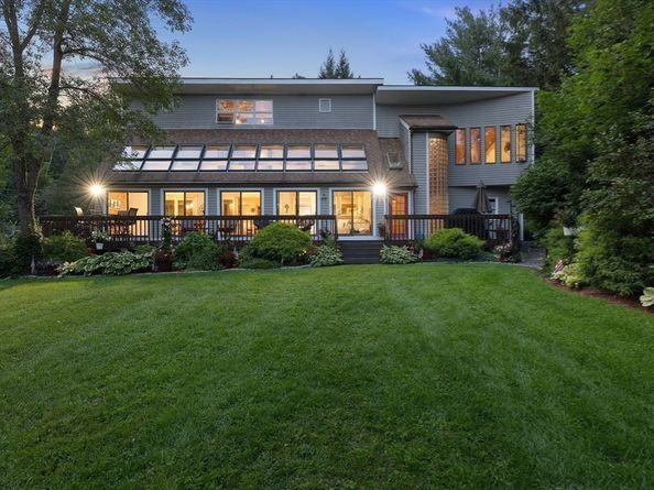 23 Shore Road, North Brookfield MA 01535