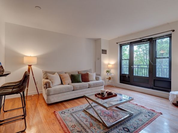 519 Harrison Ave 421D, Boston MA 02118