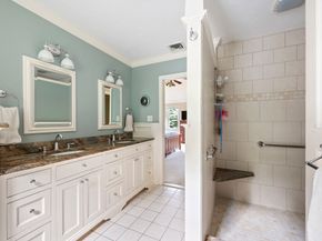 41 High Pines Dr, Kingston MA 02364