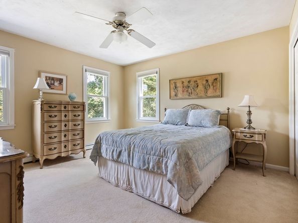41 High Pines Dr, Kingston MA 02364