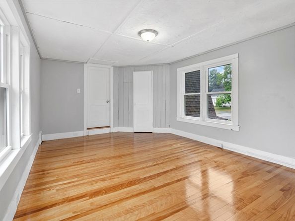 20 Glover St, Southbridge MA 01550
