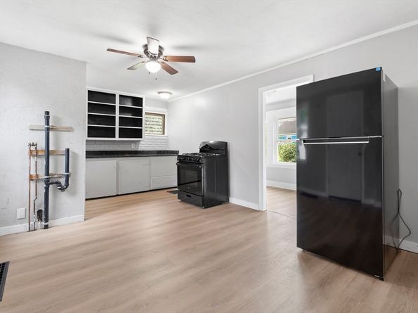 20 Glover St, Southbridge MA 01550