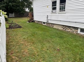 33 Upland Street, North Andover MA 01845