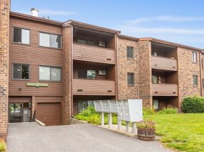 9 Davis Rd. C1, Acton MA 01720