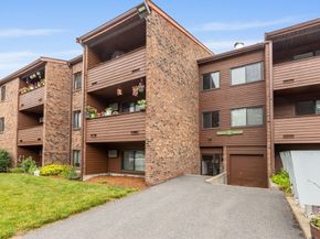 9 Davis Rd. C1, Acton MA 01720