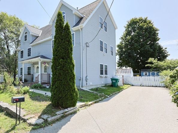 8A Whitins Rd, Sutton MA 01590