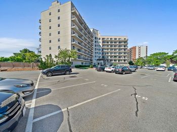 133 Commander Shea Blvd