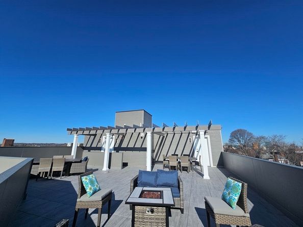 64 Alpine St 104, Boston MA 02119