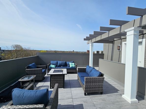 64 Alpine St 104, Boston MA 02119