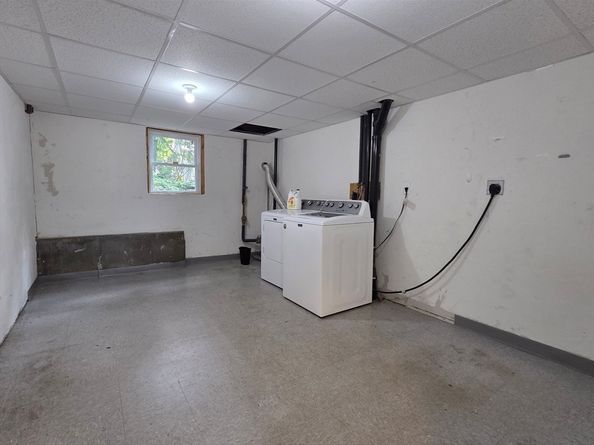 23 Fenton Dr, Worcester MA 01602