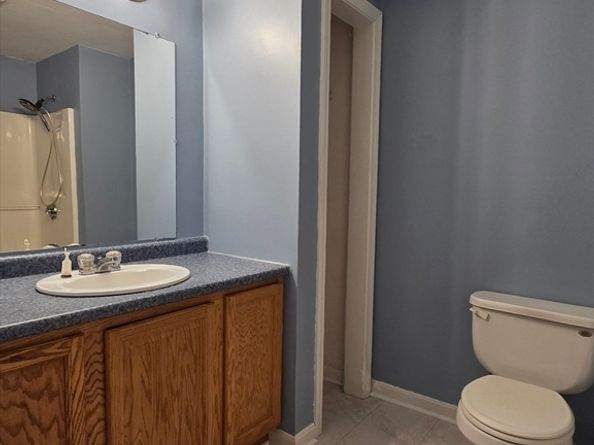 23 Fenton Dr, Worcester MA 01602