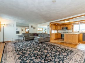 25 Charles St, Winthrop MA 02152