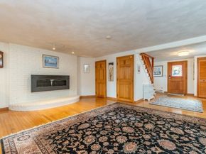 25 Charles St, Winthrop MA 02152