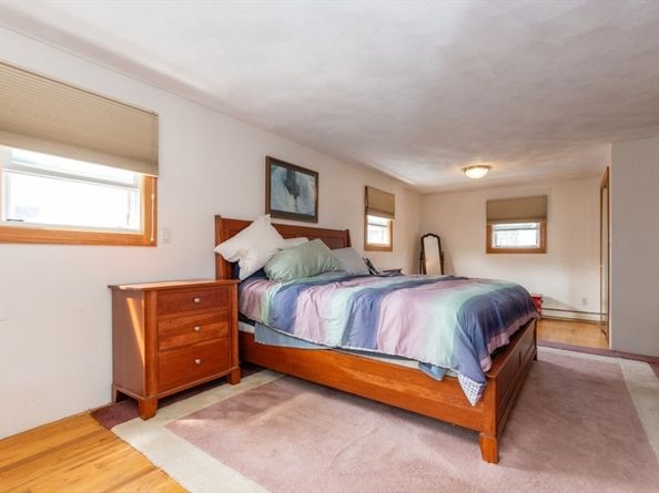 25 Charles St, Winthrop MA 02152