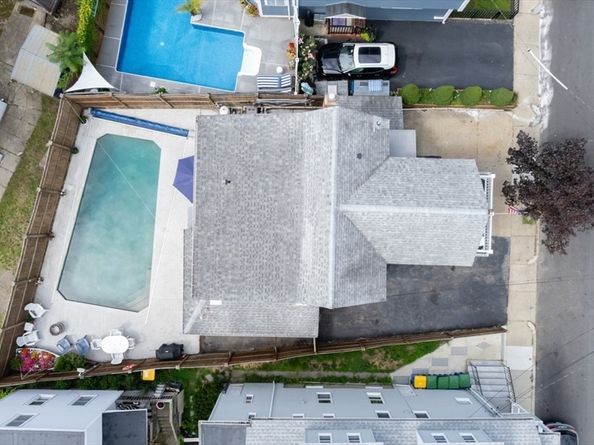 25 Charles St, Winthrop MA 02152