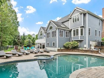 125 Lancaster Rd