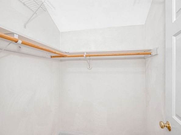 17 Swains Pond Ave, Melrose MA 02176