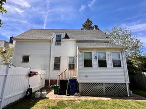16 1/2 Symonds St, Salem MA 01970