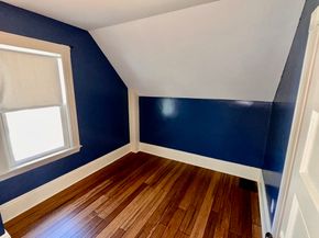 16 1/2 Symonds St, Salem MA 01970