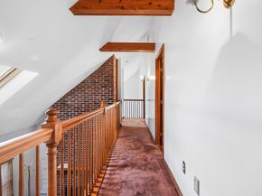 6 Marlboro Dr, Leicester MA 01524