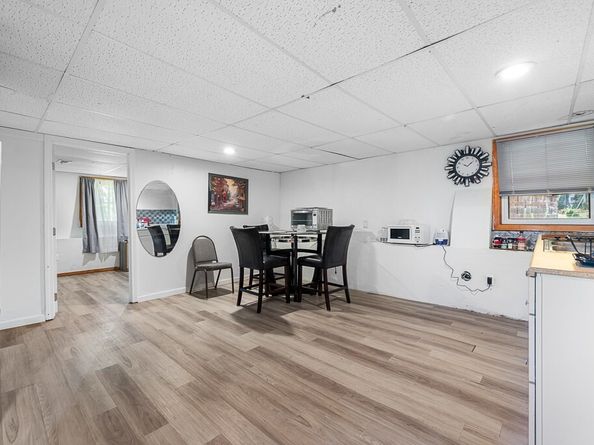 6 Marlboro Dr, Leicester MA 01524