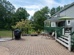 6 Marlboro Dr, Leicester MA 01524