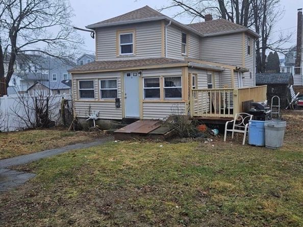 64 Shennen St, Quincy MA 02169