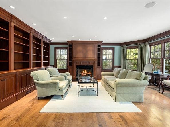 182 Winding River Road, Wellesley MA 02482