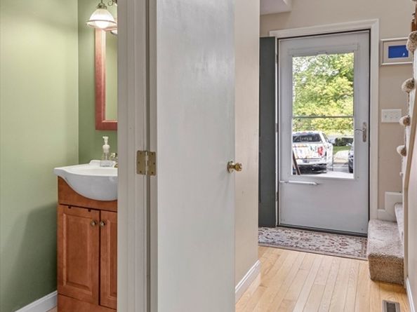 395 Providence Rd 4, Grafton MA 01560