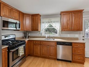 395 Providence Rd 4, Grafton MA 01560