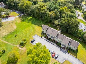 395 Providence Rd 4, Grafton MA 01560