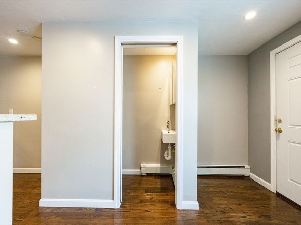 210 W 6th St 210, Boston MA 02127