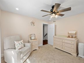 8 Virginia Ave, Sutton MA 01590