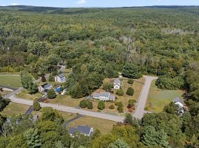 8 Virginia Ave, Sutton MA 01590