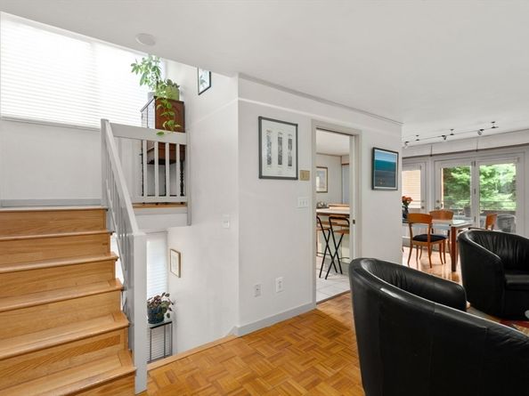 241 Perkins St F301, Boston MA 02130