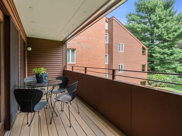 241 Perkins St F301, Boston MA 02130