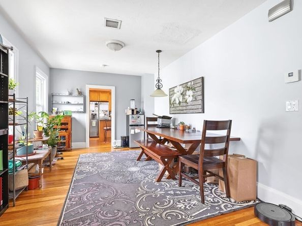 515 Lexington St 2, Waltham MA 02451