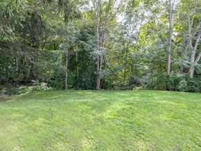 515 Lexington St 2, Waltham MA 02451