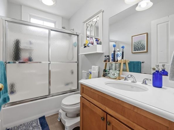 515 Lexington St 2, Waltham MA 02451