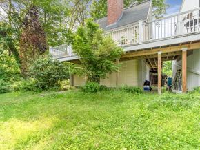 2 Clover Hill Road, Acton MA 01720