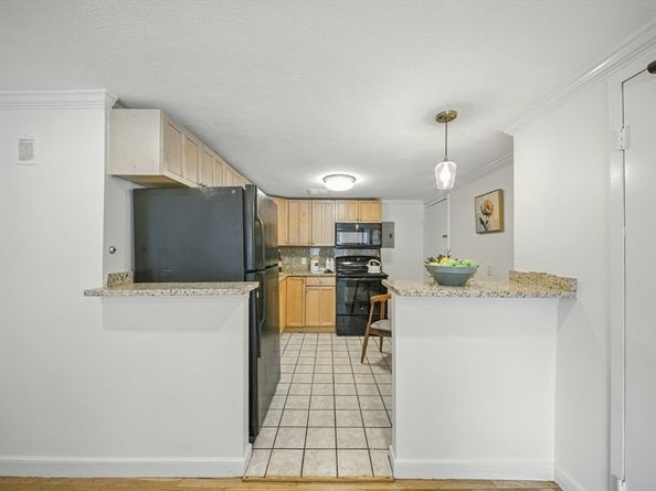 2 Lagrange Street 4, Boston MA 02132