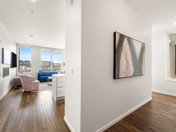 525 E. First St 5, Boston MA 02127