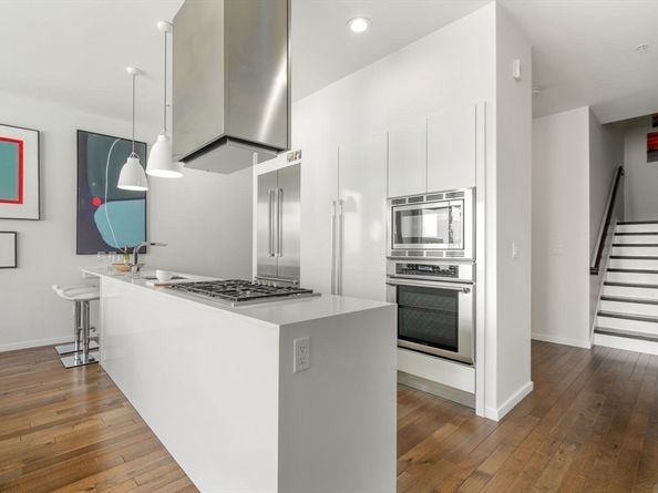 525 E. First St 5, Boston MA 02127