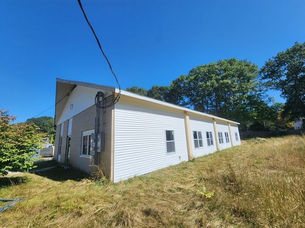 179 Pratt St, Fitchburg MA 01420