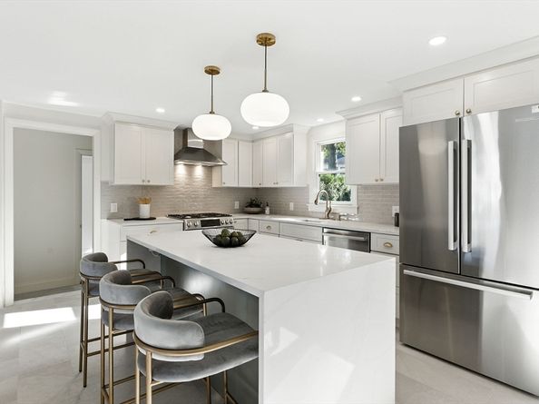 243 Hunting Rd, Needham MA 02494