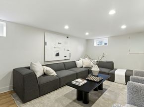 243 Hunting Rd, Needham MA 02494