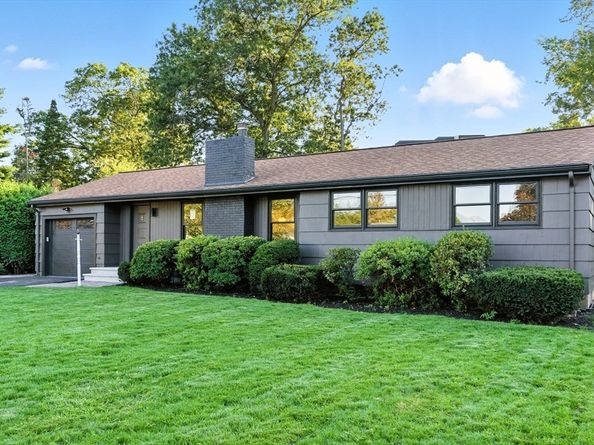 243 Hunting Rd, Needham MA 02494