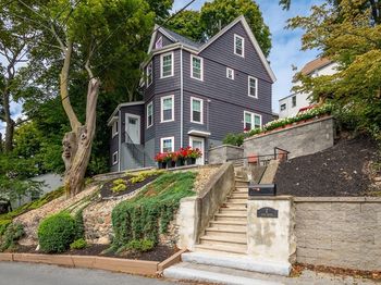 2 Deane Ave